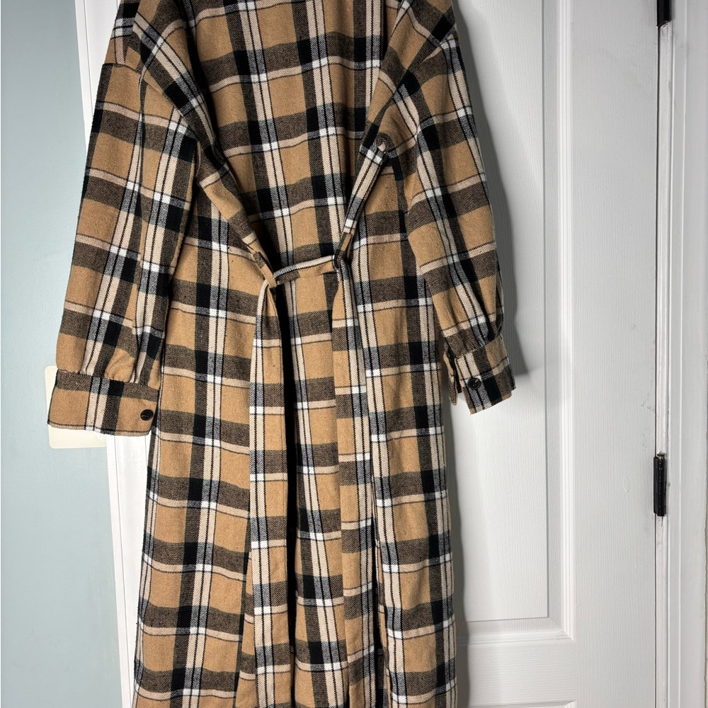 Plaid Women's Shacket - Tan and Black